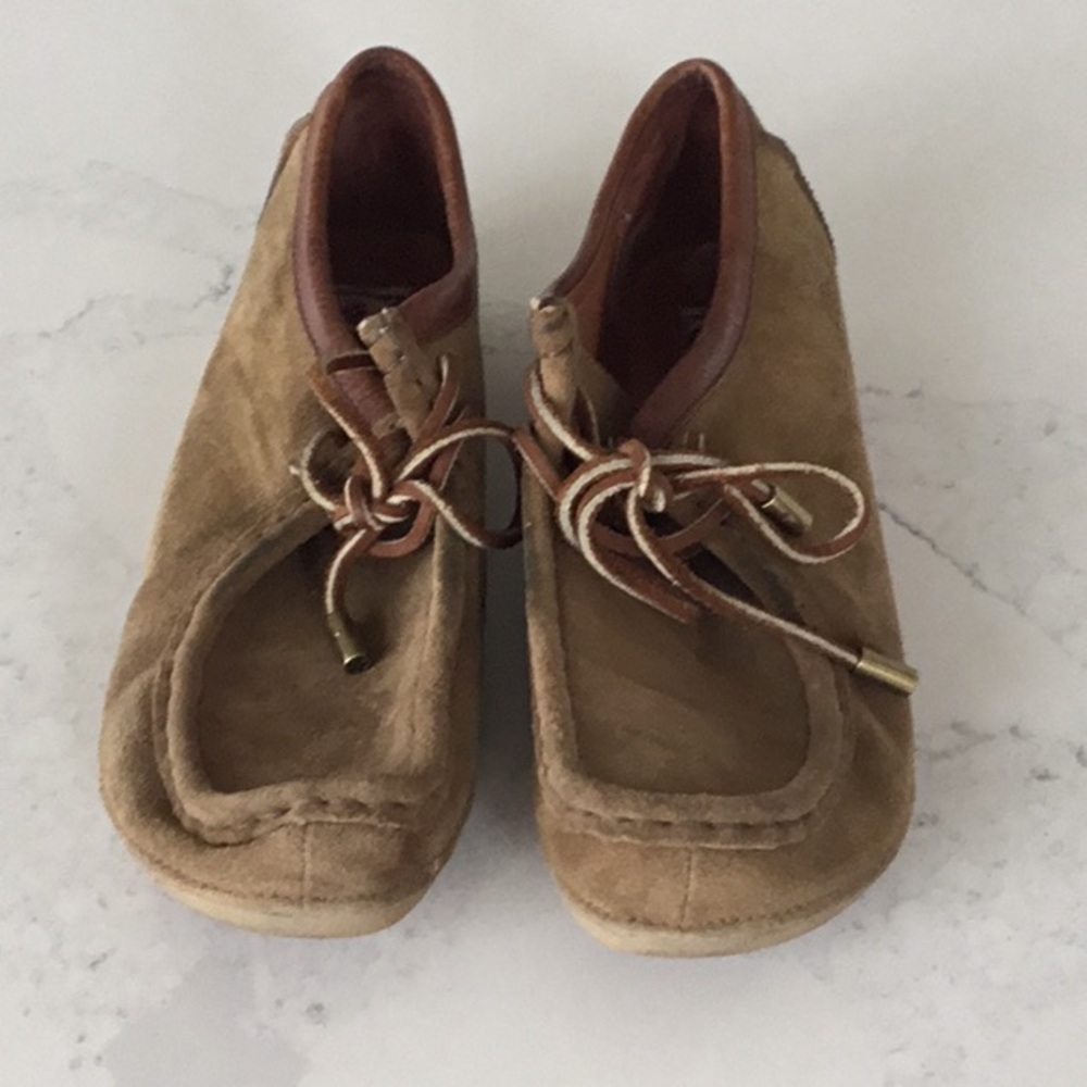 Lucky brand lace up Moccasin, size 9.5